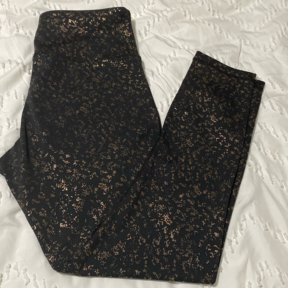Zyia light n tight black w flecks